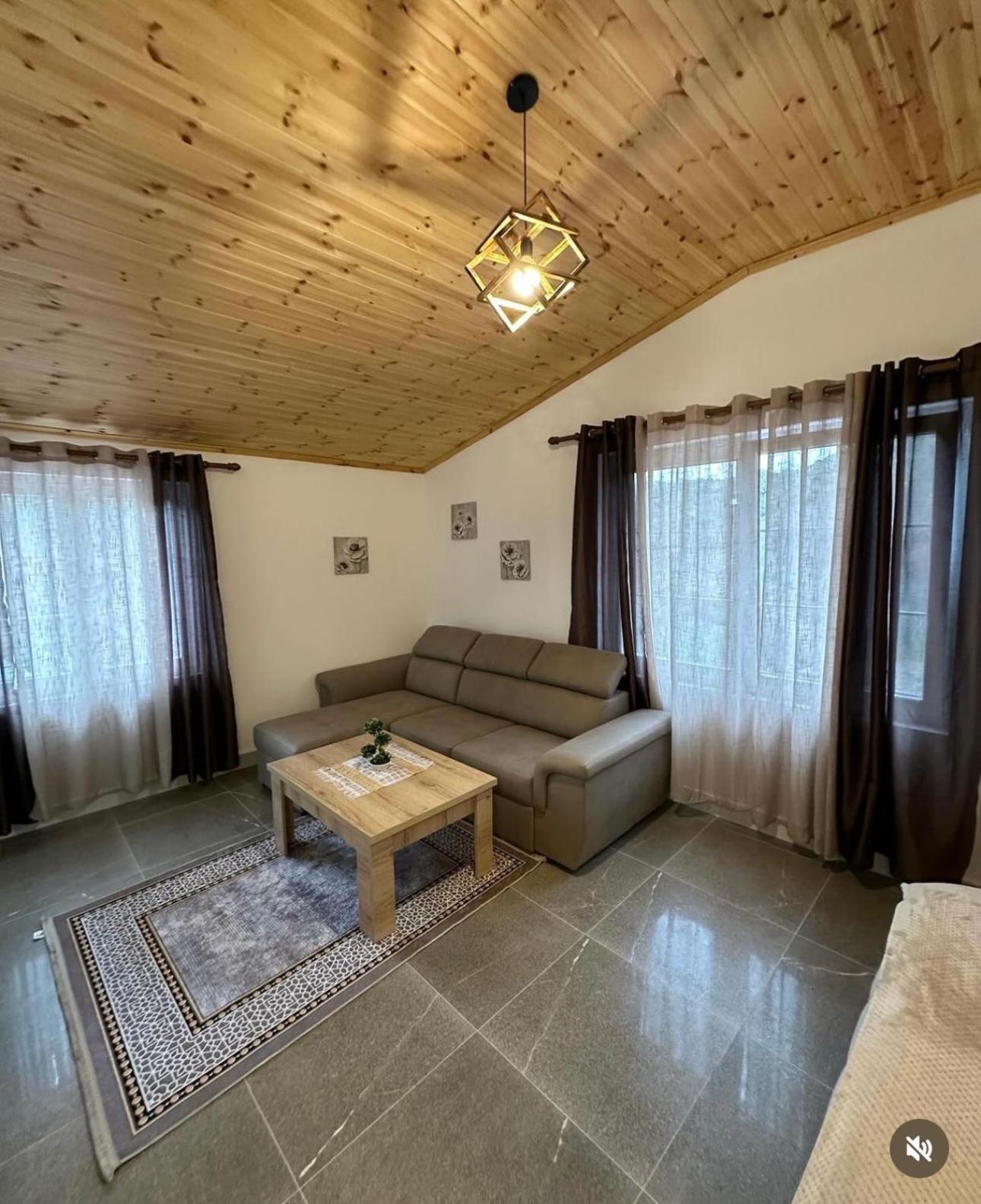 Qyteza Guest House & Camping Shkodër 外观 照片