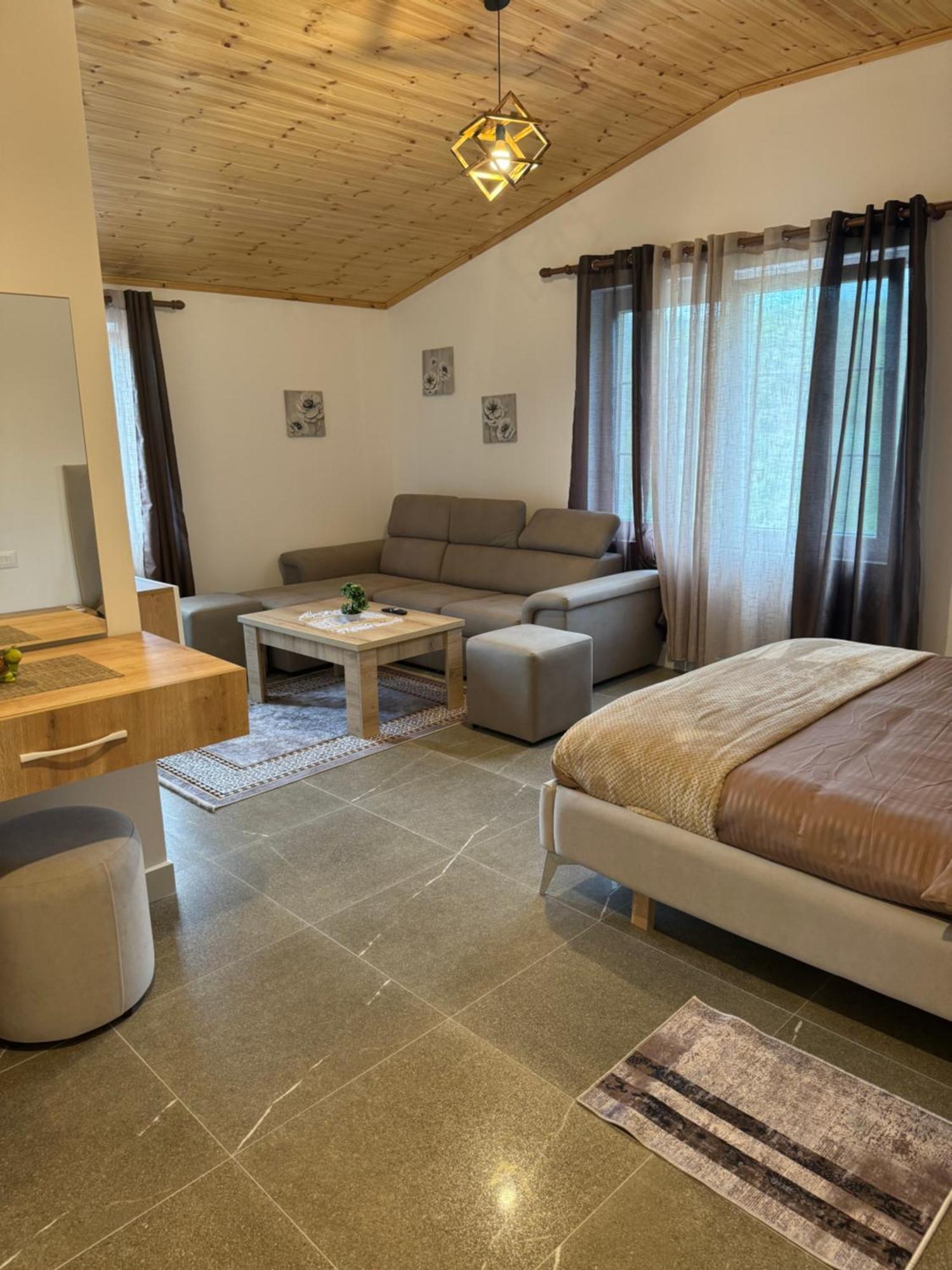 Qyteza Guest House & Camping Shkodër 外观 照片