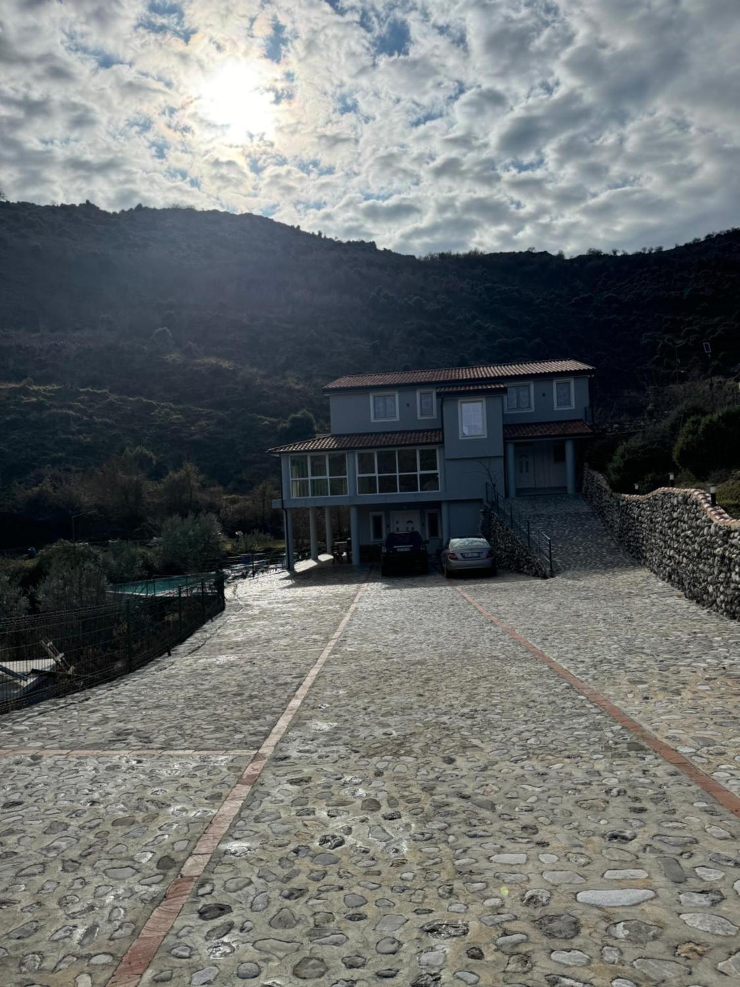 Qyteza Guest House & Camping Shkodër 外观 照片